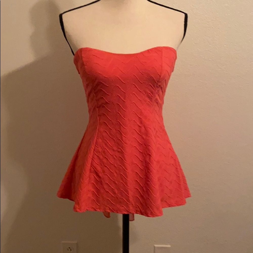 Coral strapless top